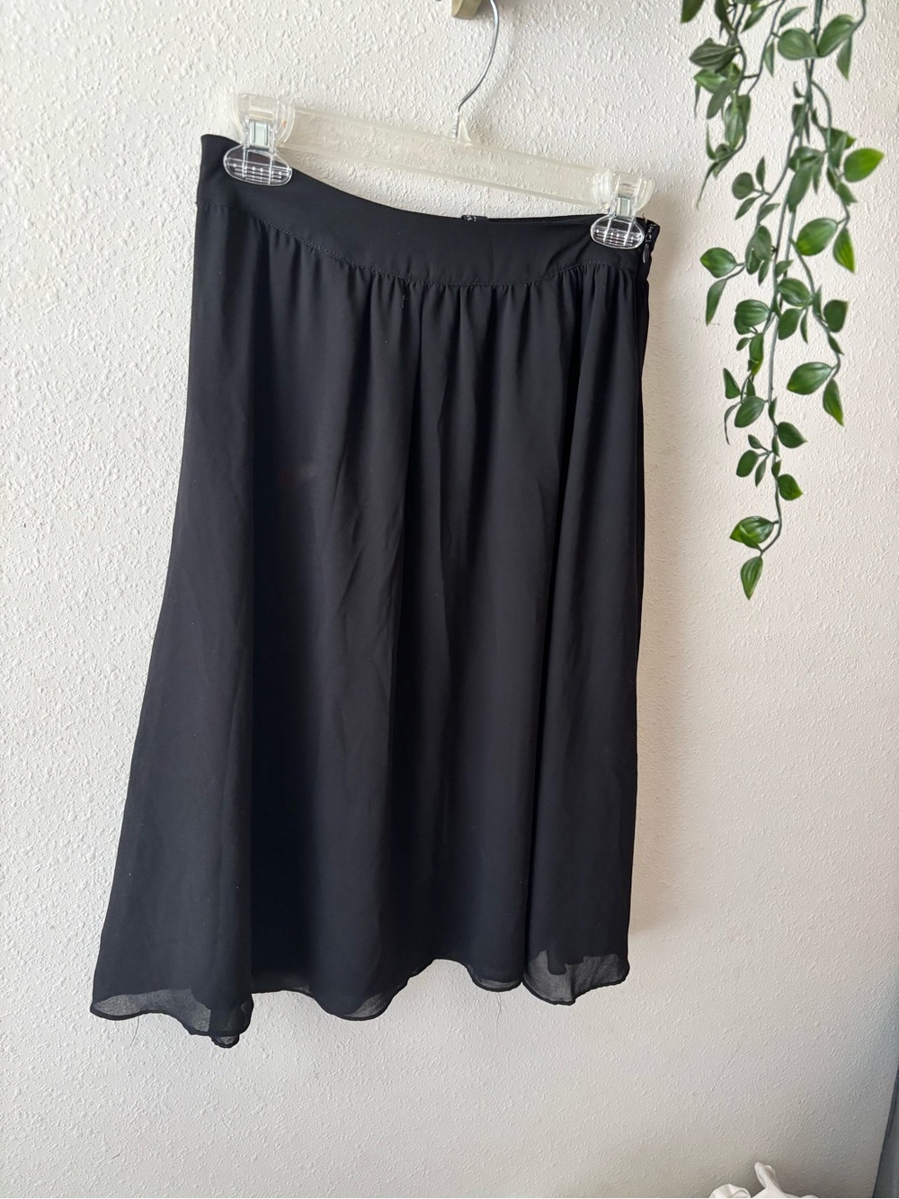 Forever 21 Black A-Line Knee to Midi Skirt